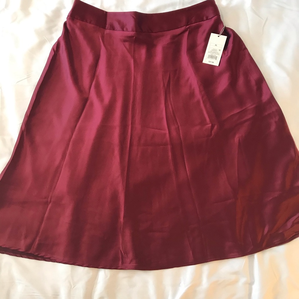 NWT A New Day Burgundy Satiny Full Skirt Size XL